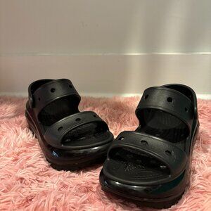 Crocs mega crush sandals